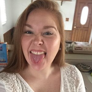 Meet your Posher, Kara